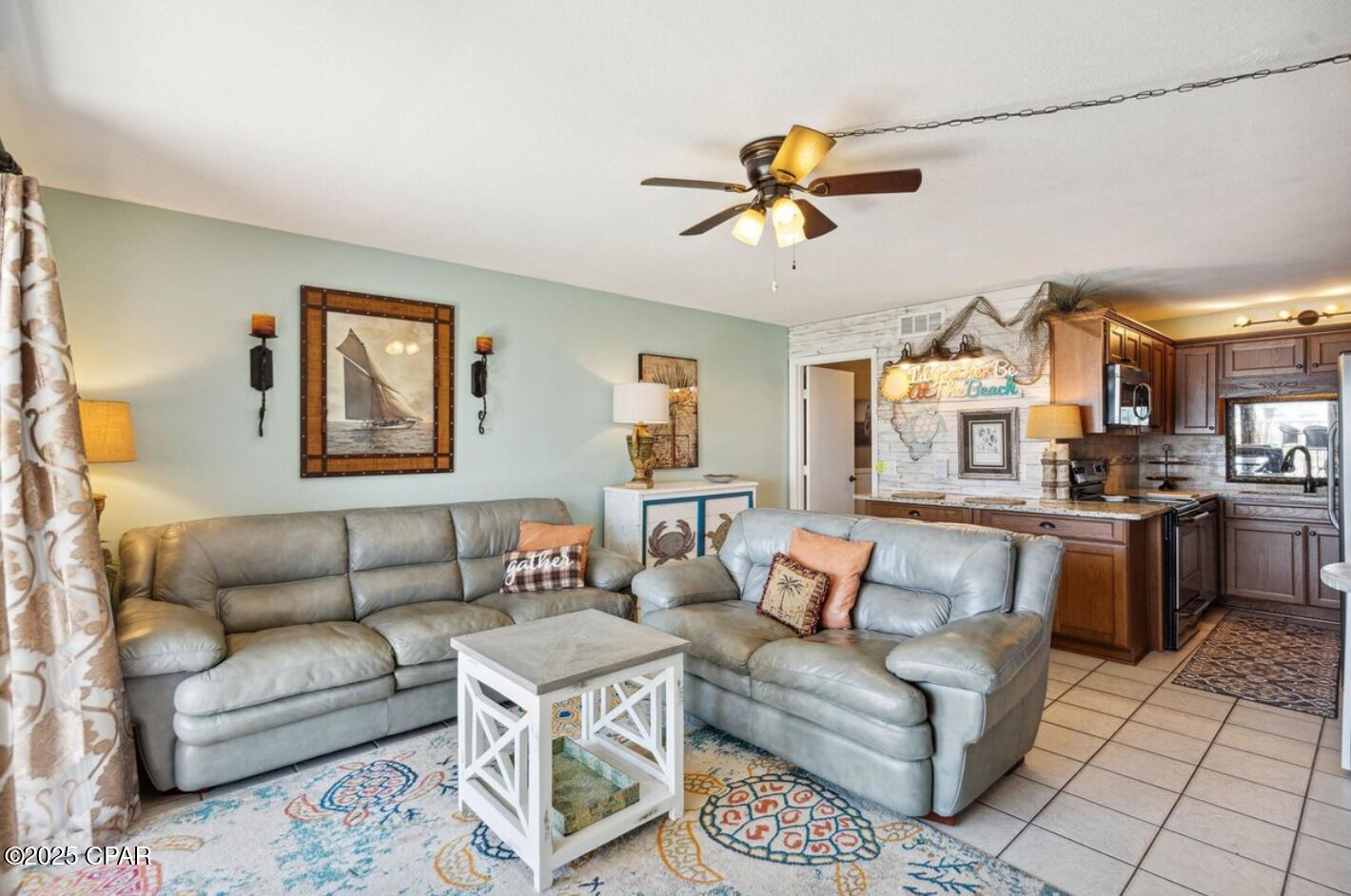 Image 8 For 8743 Thomas Drive 225