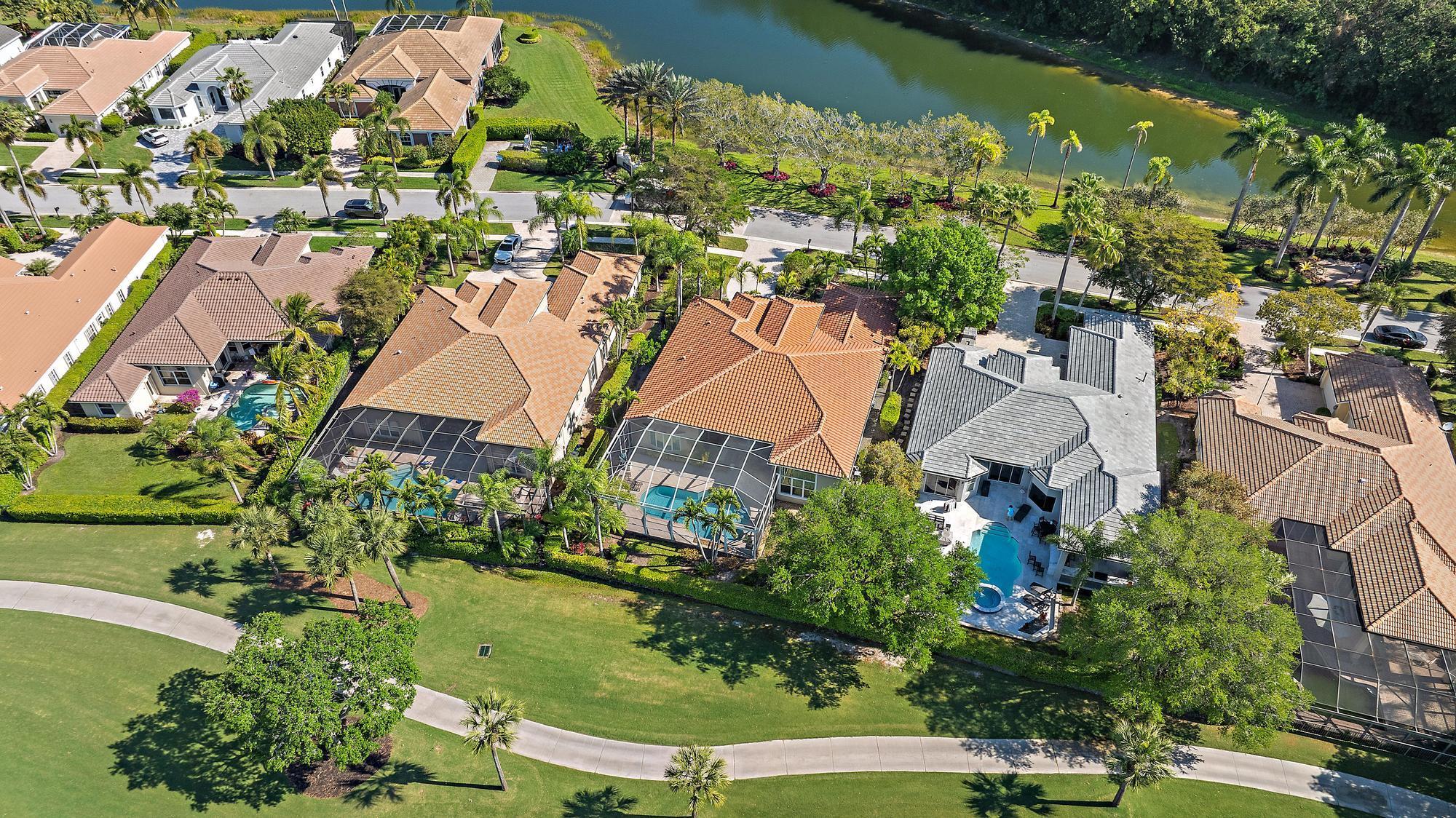 Photo 44 of home located at 8988 Lakes Boulevard, West Palm Beach FL