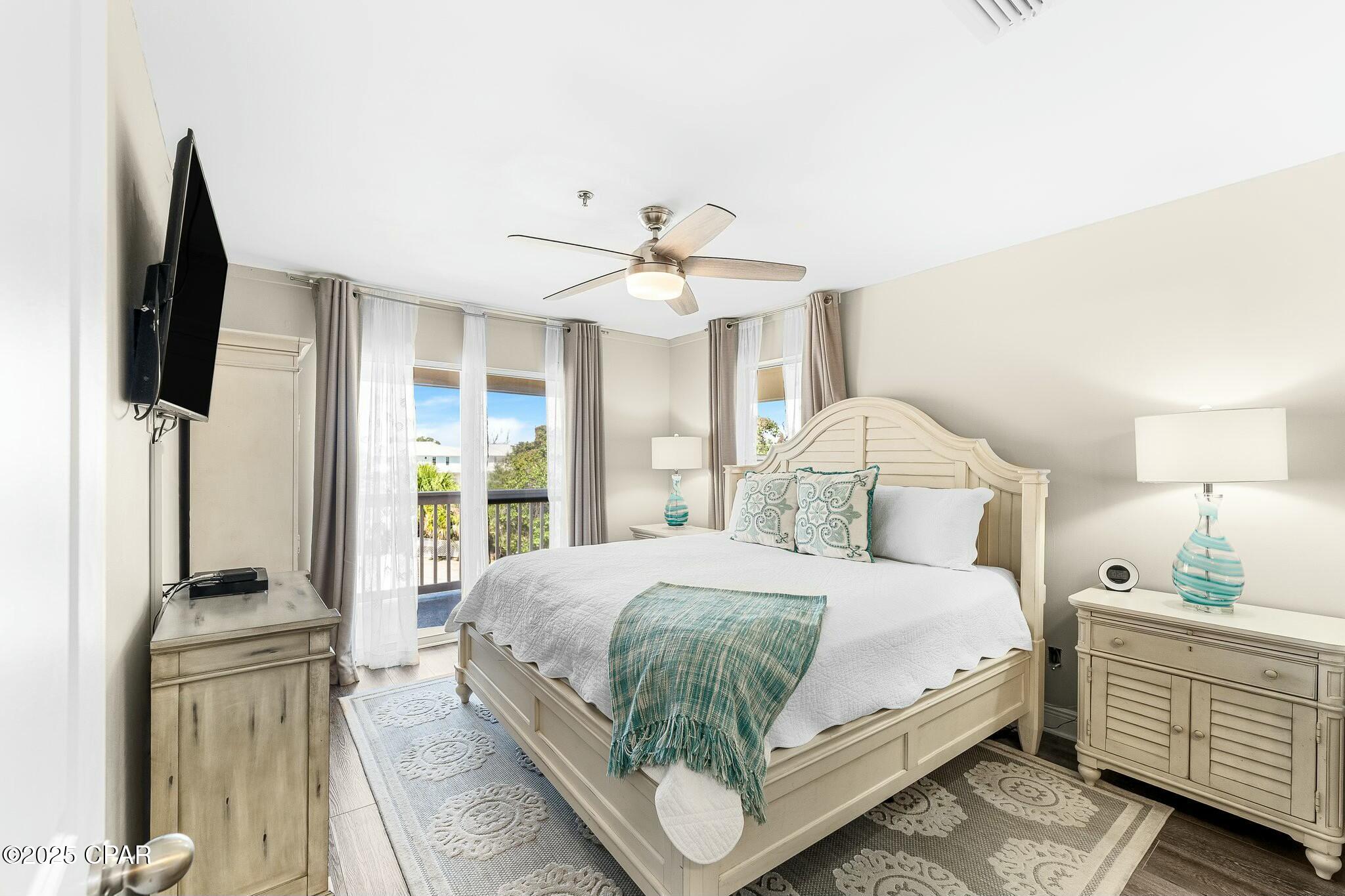 Image 16 For 17690 Front Beach Road D307