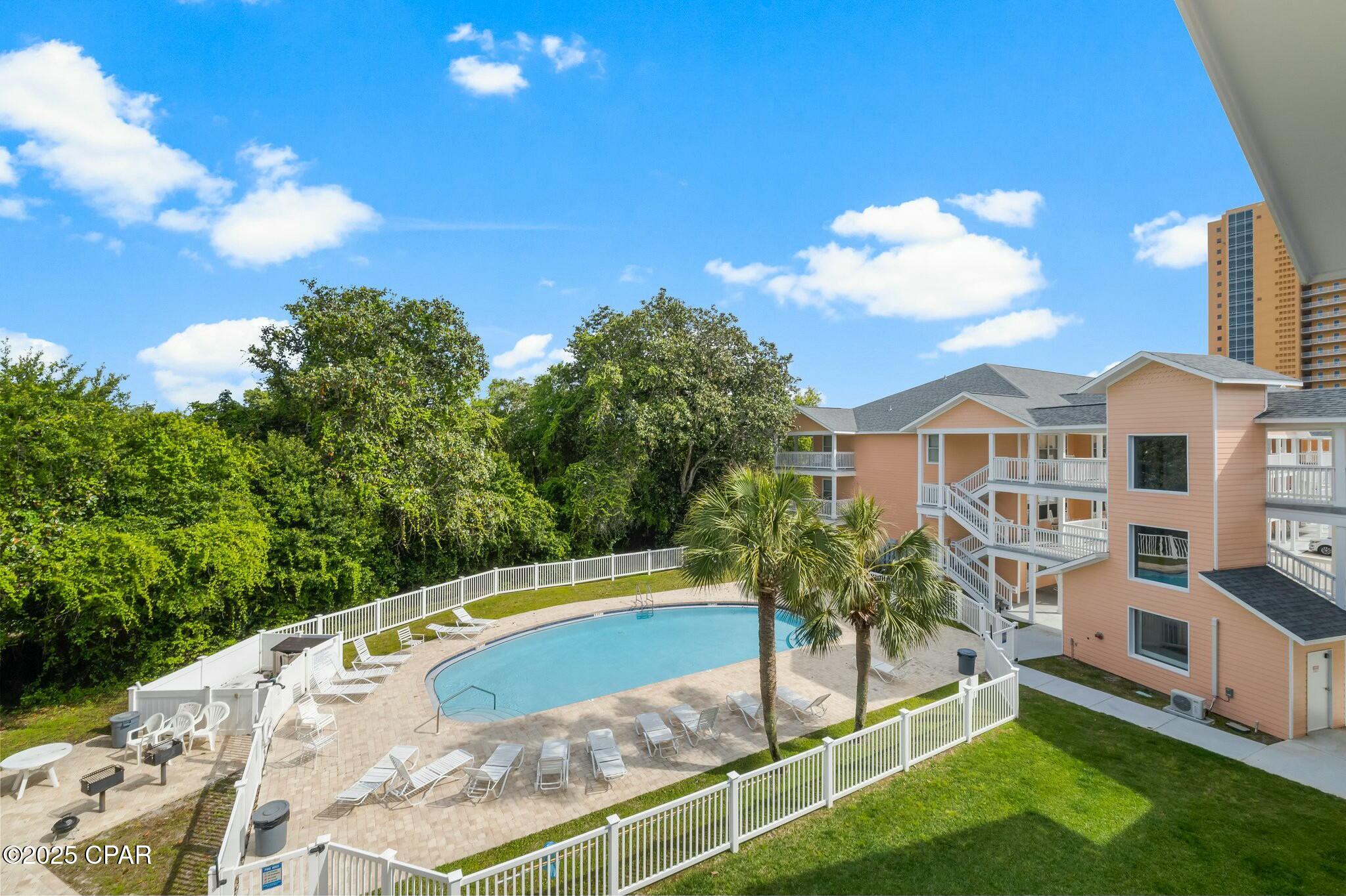 Image 4 For 17690 Front Beach Road D307