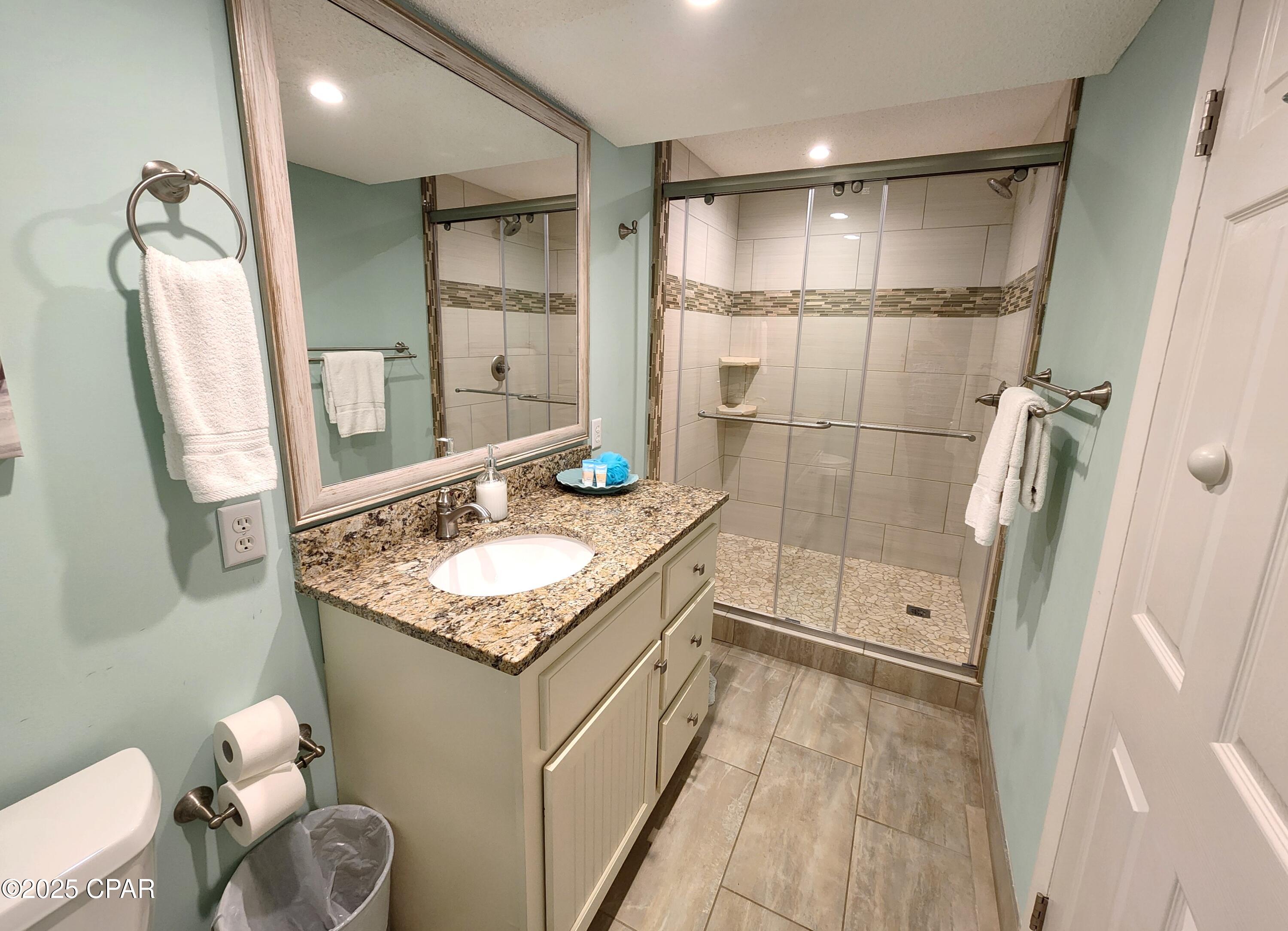 Image 7 For 7205 Thomas Drive E706
