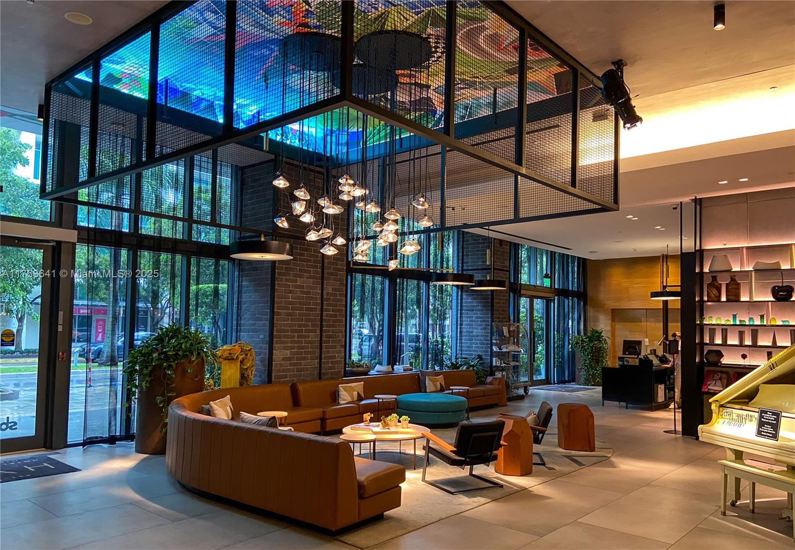 Apartamento à Venda em Miami, FL