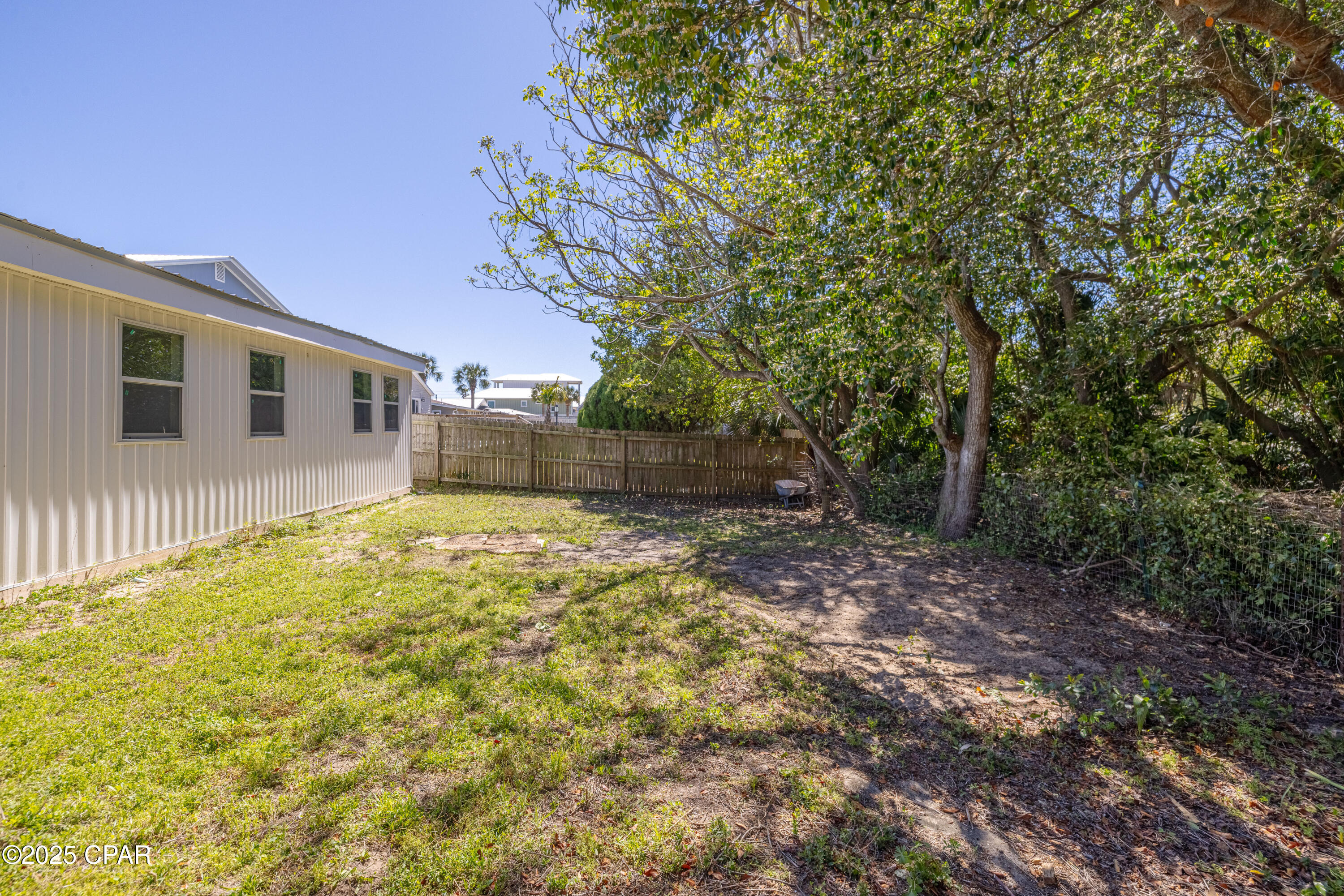 Image 32 For 129 Malaga Place
