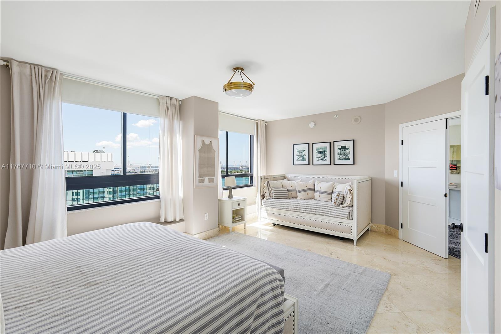 1330 West Ave #1908, Miami Beach FL 33139