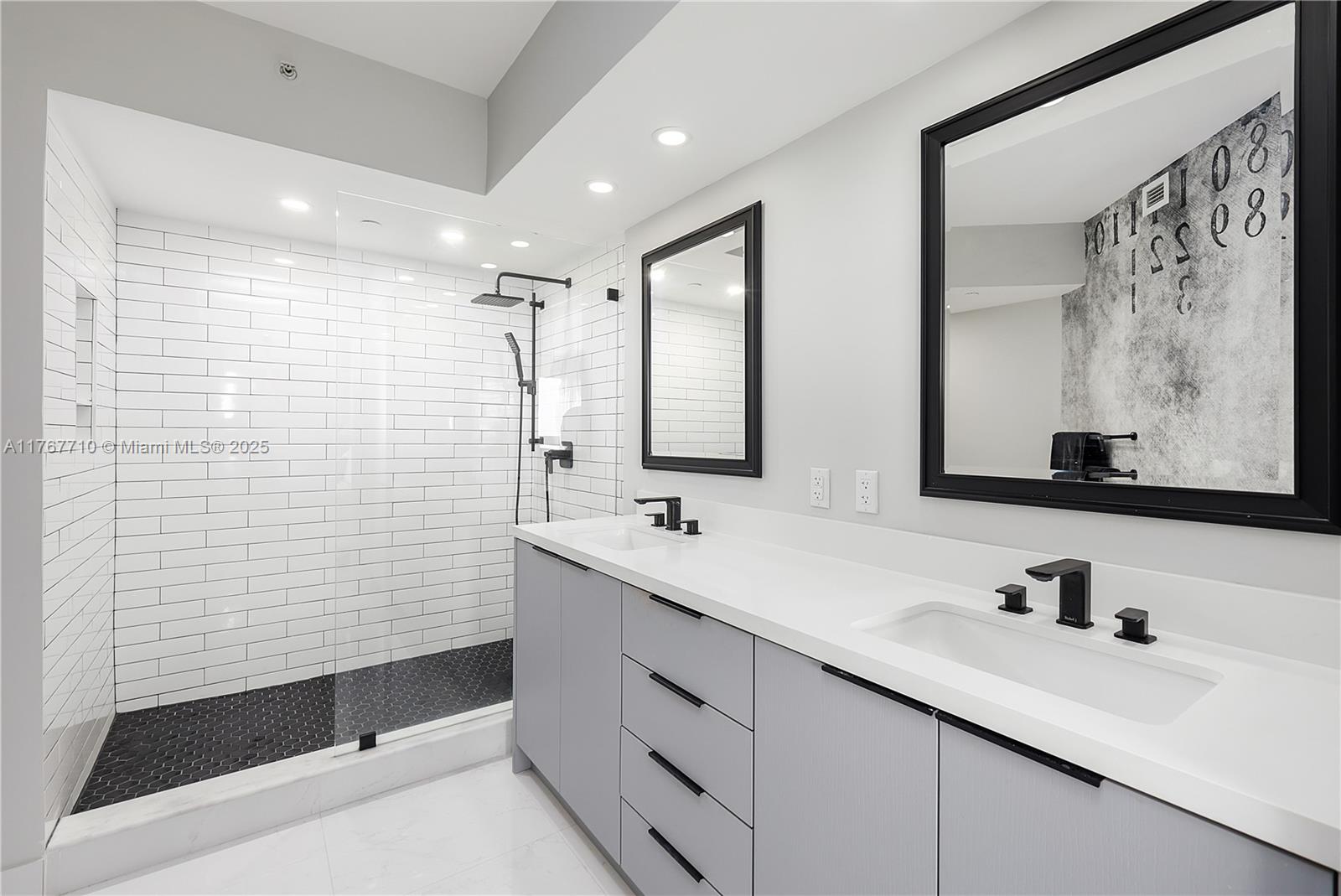 1330 West Ave #1908, Miami Beach FL 33139
