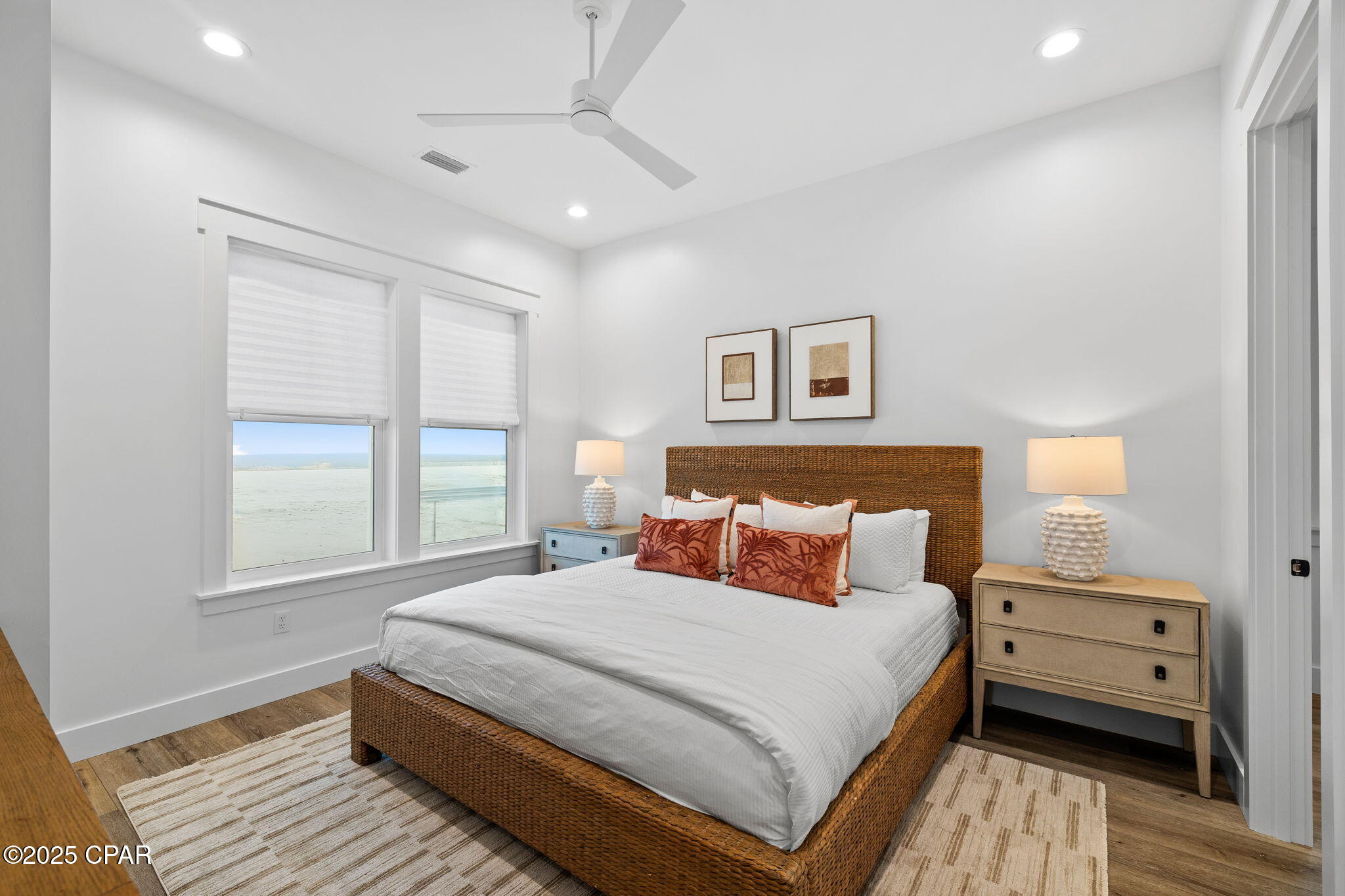 Image 7 For 5948 Gulf Drive
