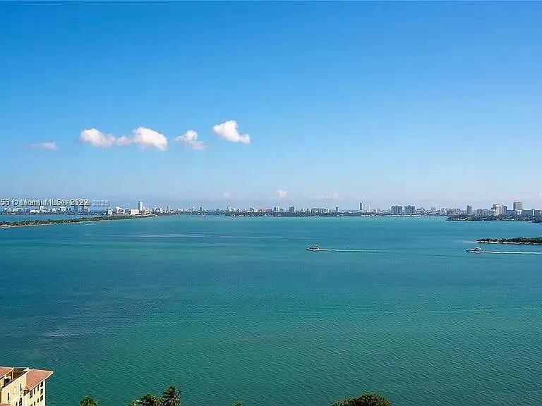 600 NE 27th St #2103, Miami FL 33137