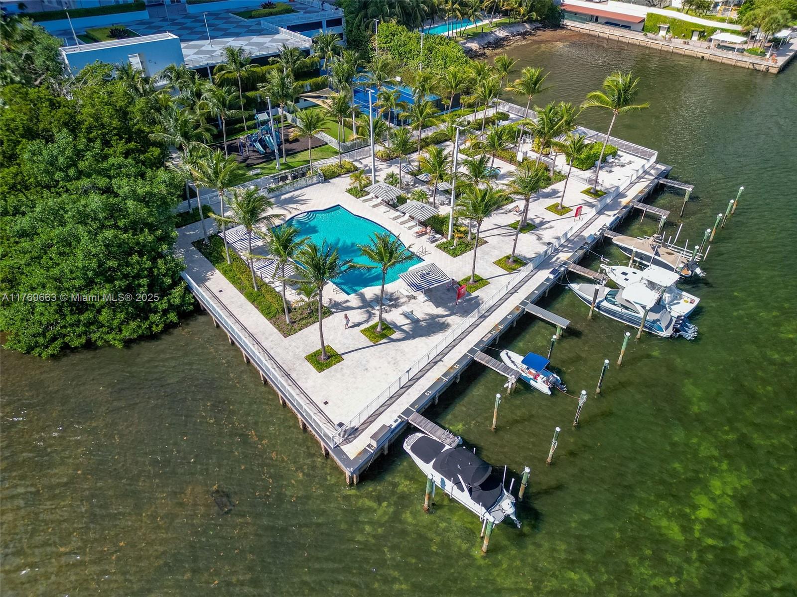 2101 Brickell Ave #1809, Miami FL 33129