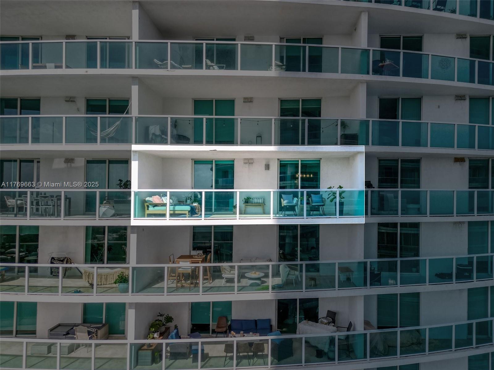 2101 Brickell Ave #1809, Miami FL 33129