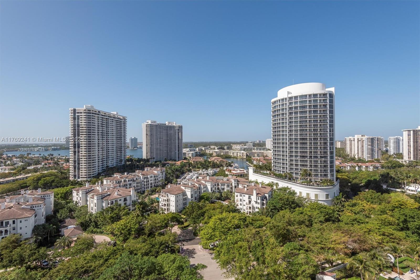 3000 Island Blvd #1902, Aventura FL 33160