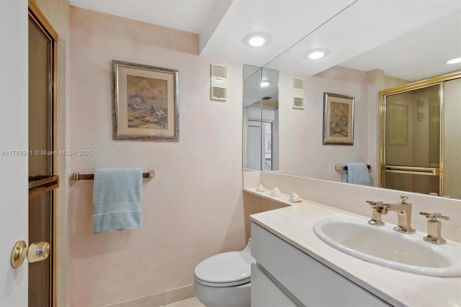3000 Island Blvd #1902, Aventura FL 33160