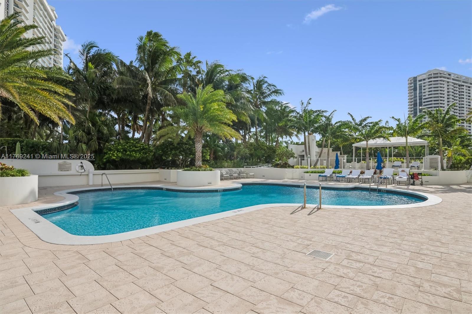 3000 Island Blvd #1902, Aventura FL 33160