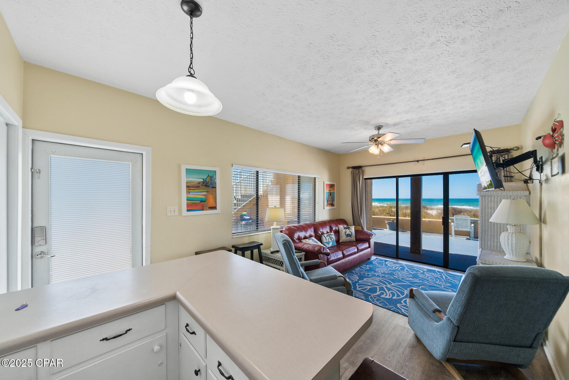 Image 2 For 8001 Surf Drive B5