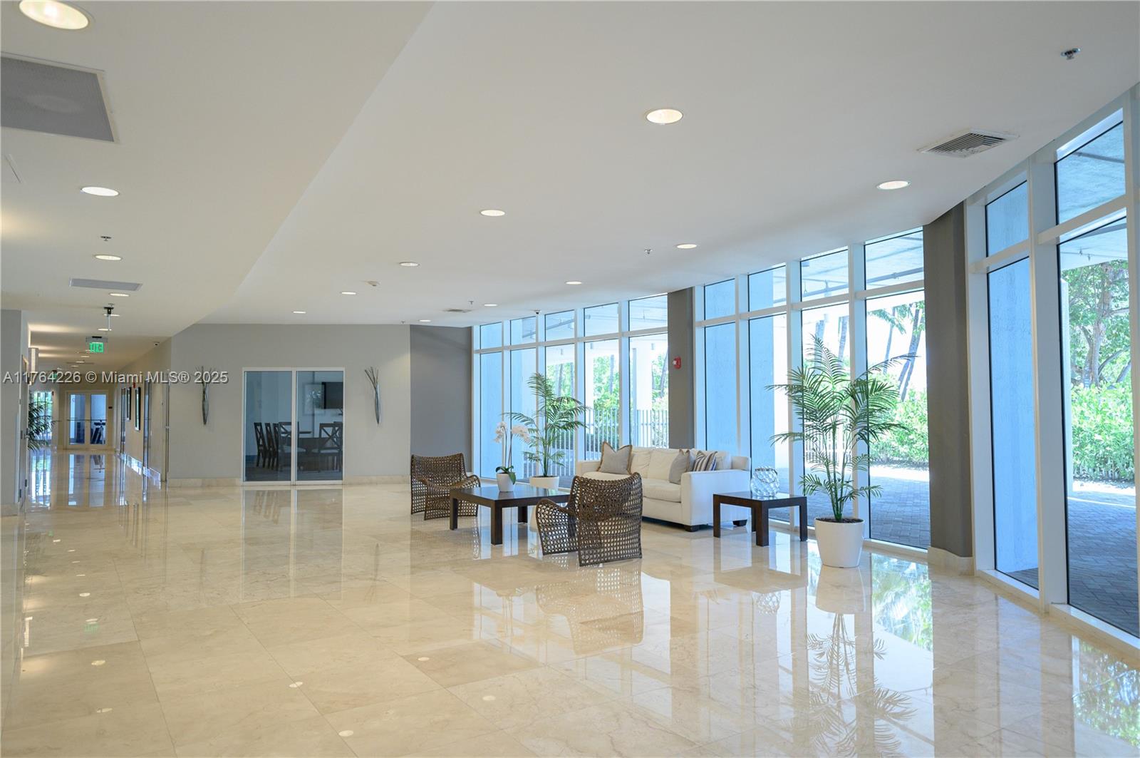 6515 Collins Ave #601, Miami Beach FL 33141