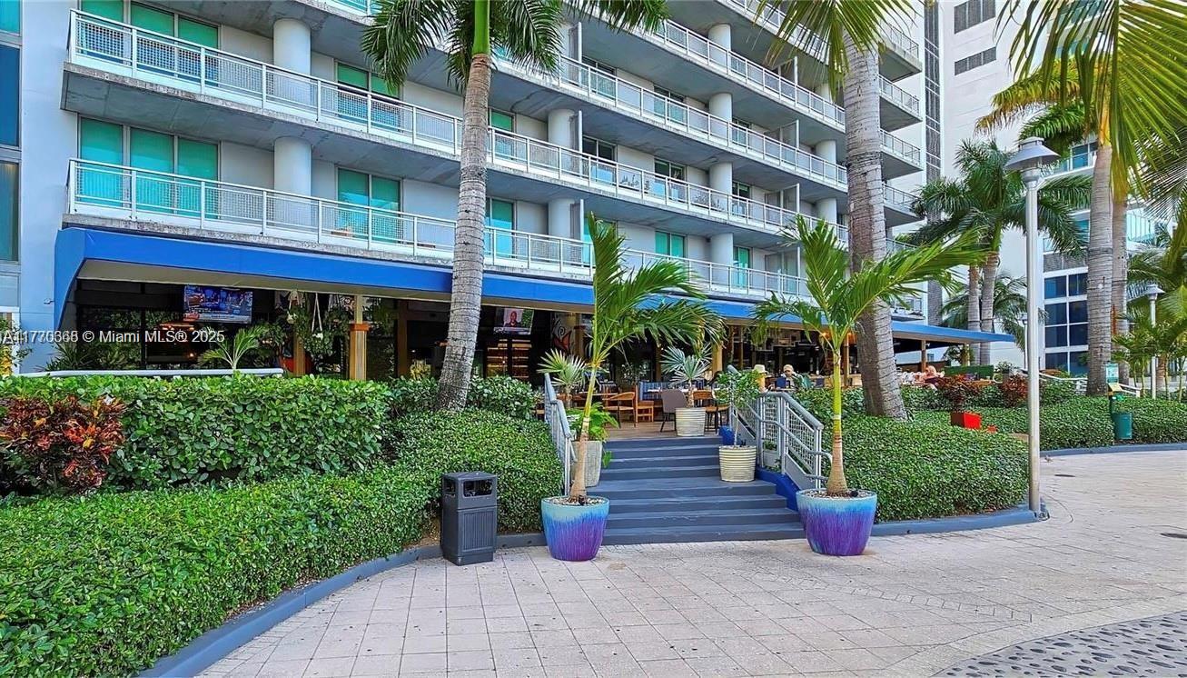 690 SW 1st Ct #1518, Miami FL 33130