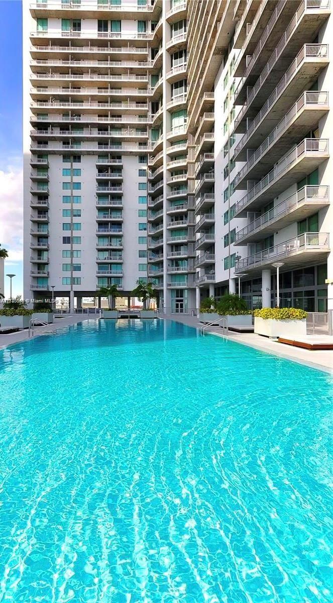 690 SW 1st Ct #1518, Miami FL 33130