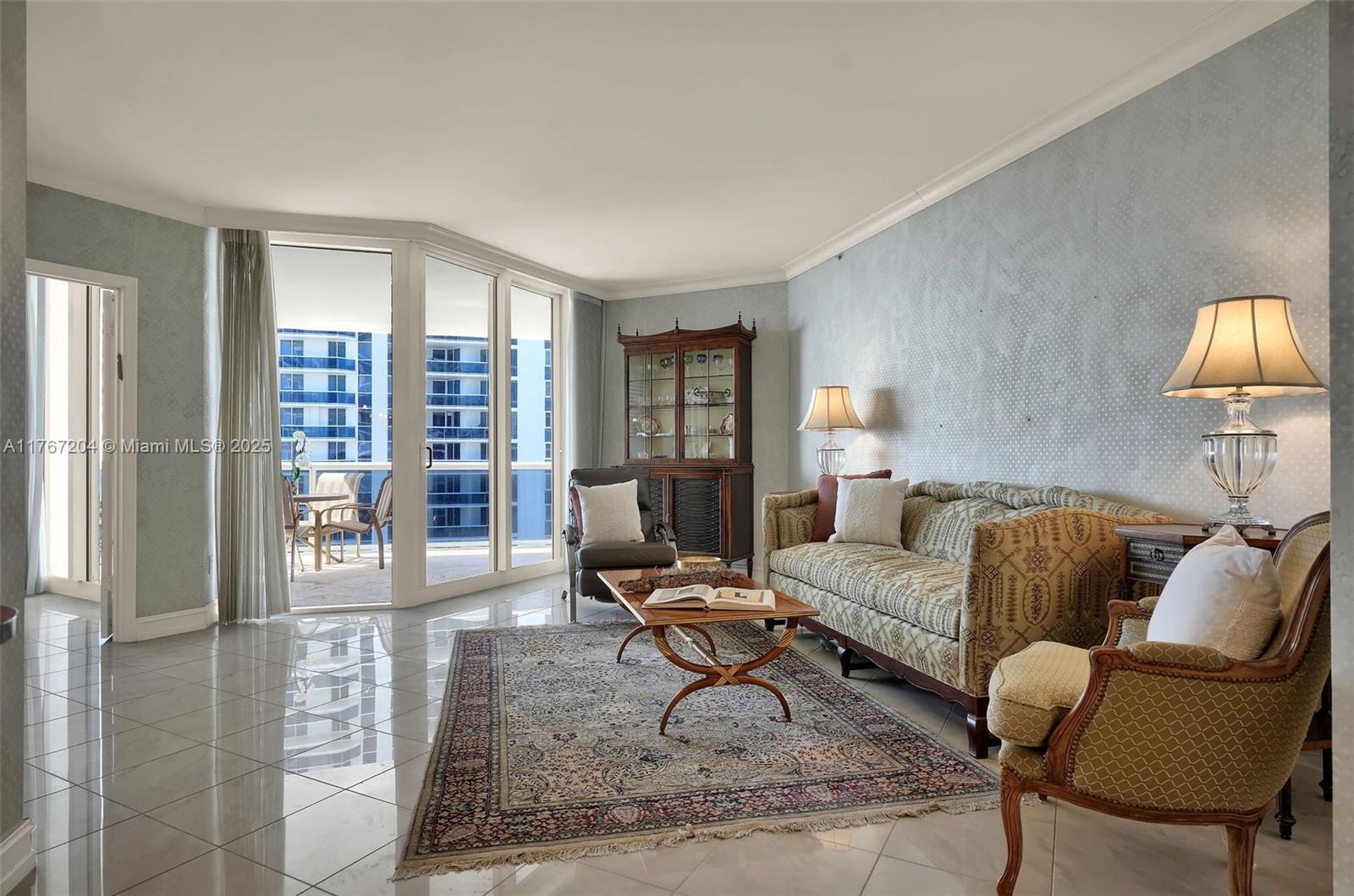 4779 Collins Ave #804, Miami Beach FL 33140