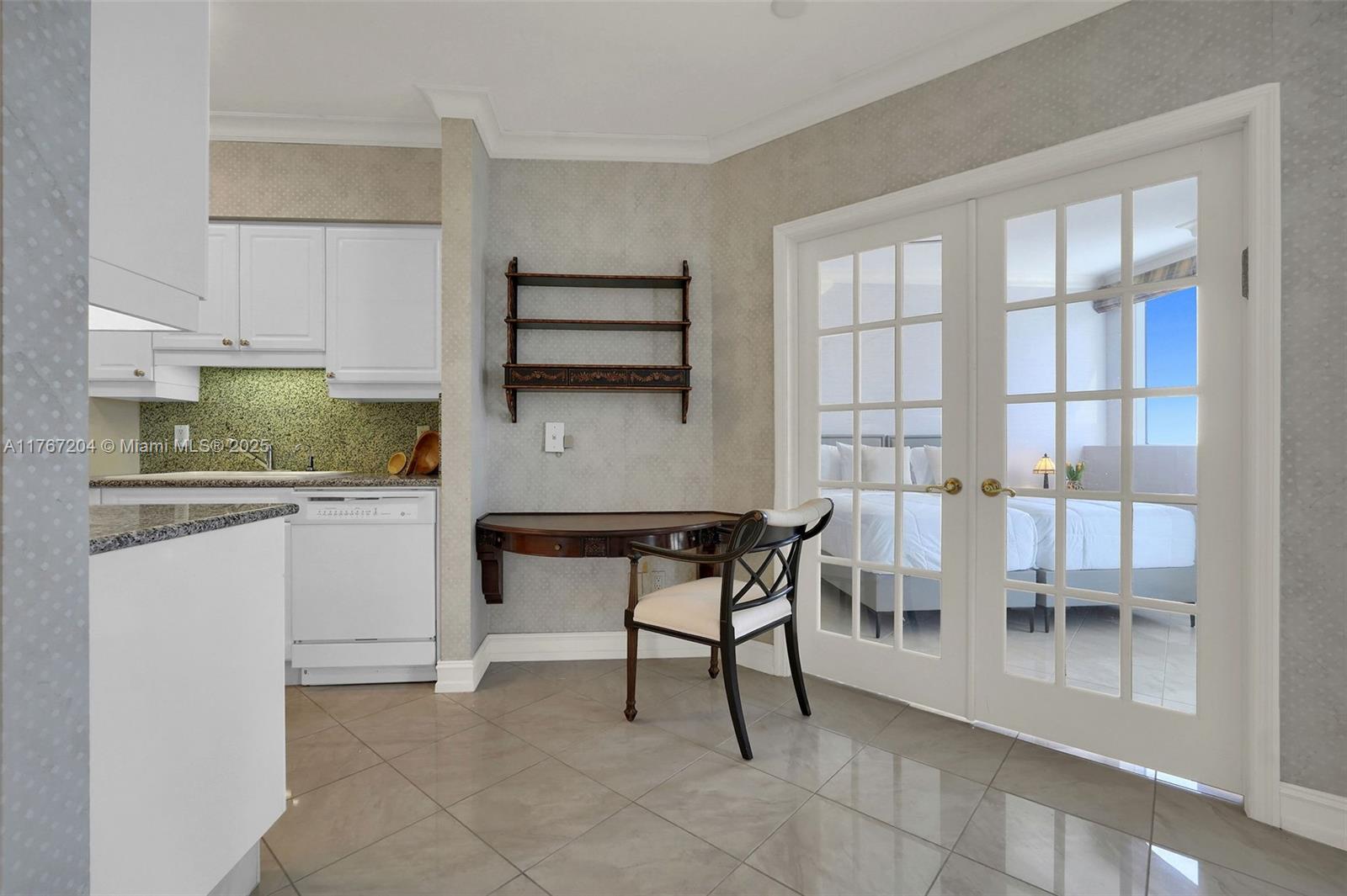4779 Collins Ave #804, Miami Beach FL 33140
