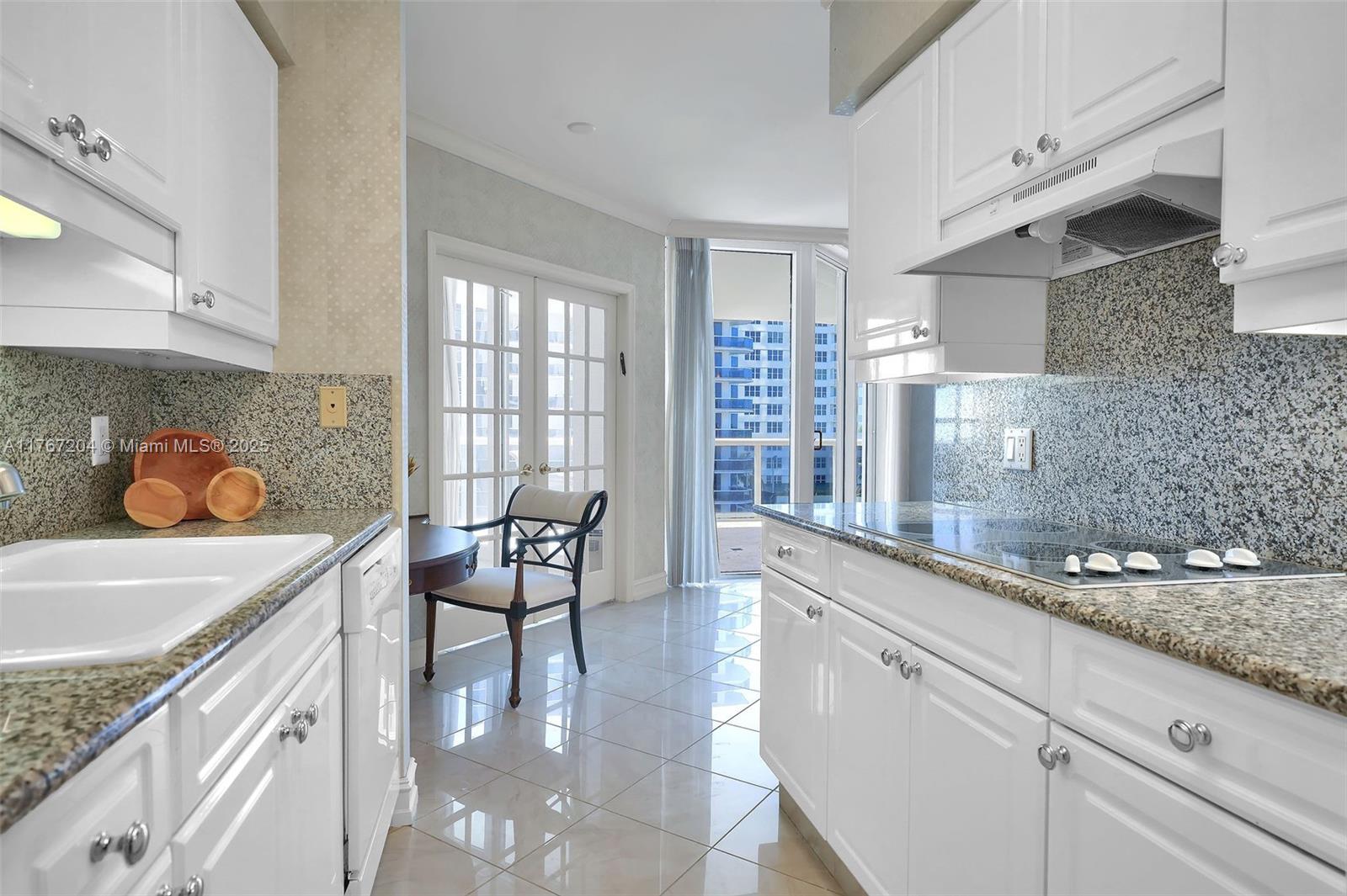4779 Collins Ave #804, Miami Beach FL 33140