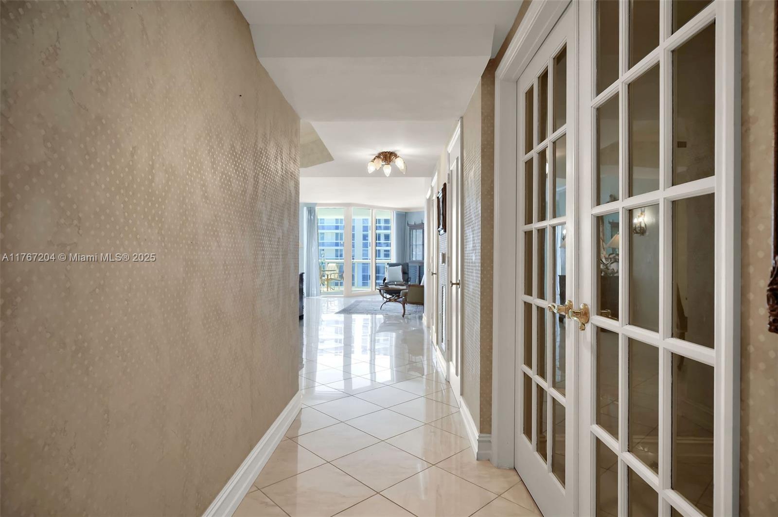 4779 Collins Ave #804, Miami Beach FL 33140