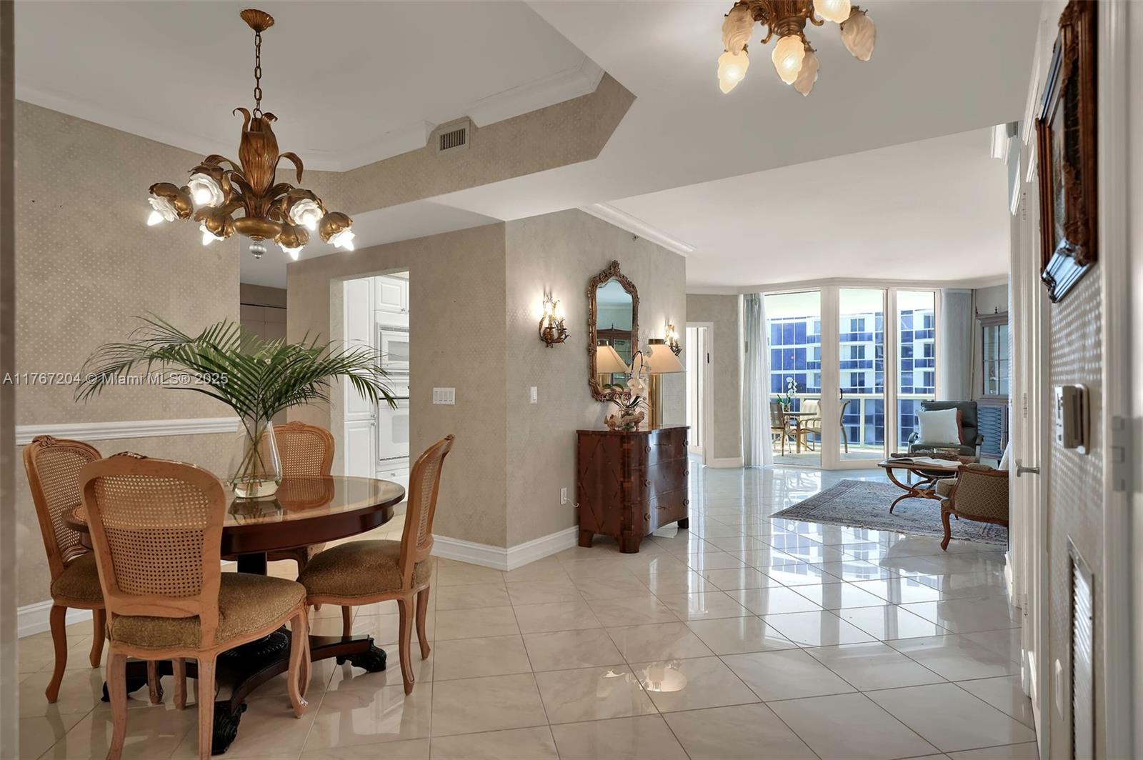 4779 Collins Ave #804, Miami Beach FL 33140