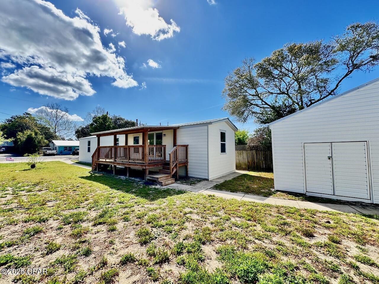 Image 11 For 325 Hibiscus Drive