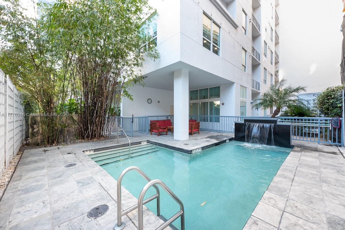 234 NE 3rd St #1502, Miami FL 33132