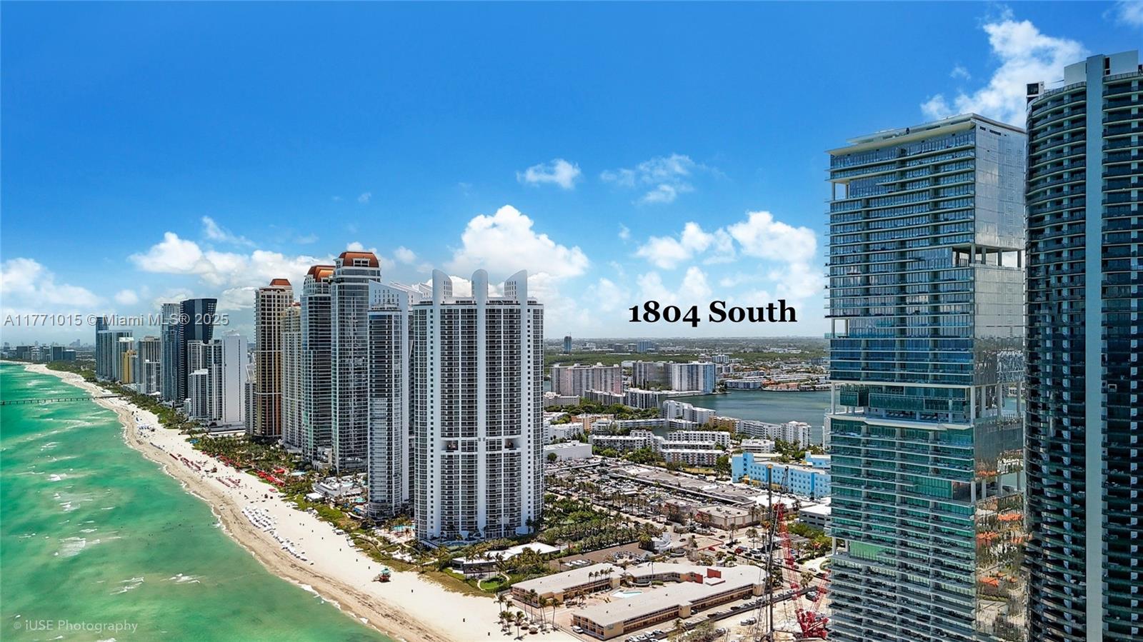 Apartamento à Venda em Sunny Isles Beach, FL