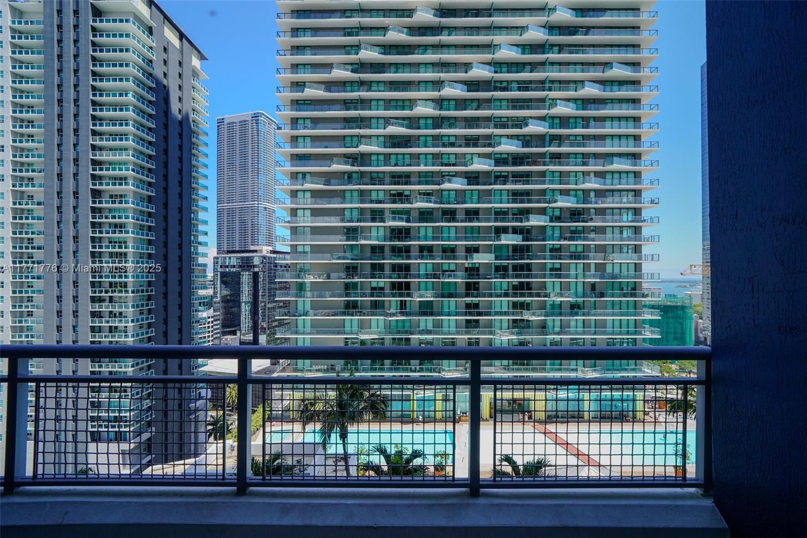 60 SW 13th St #1620, Miami FL 33130