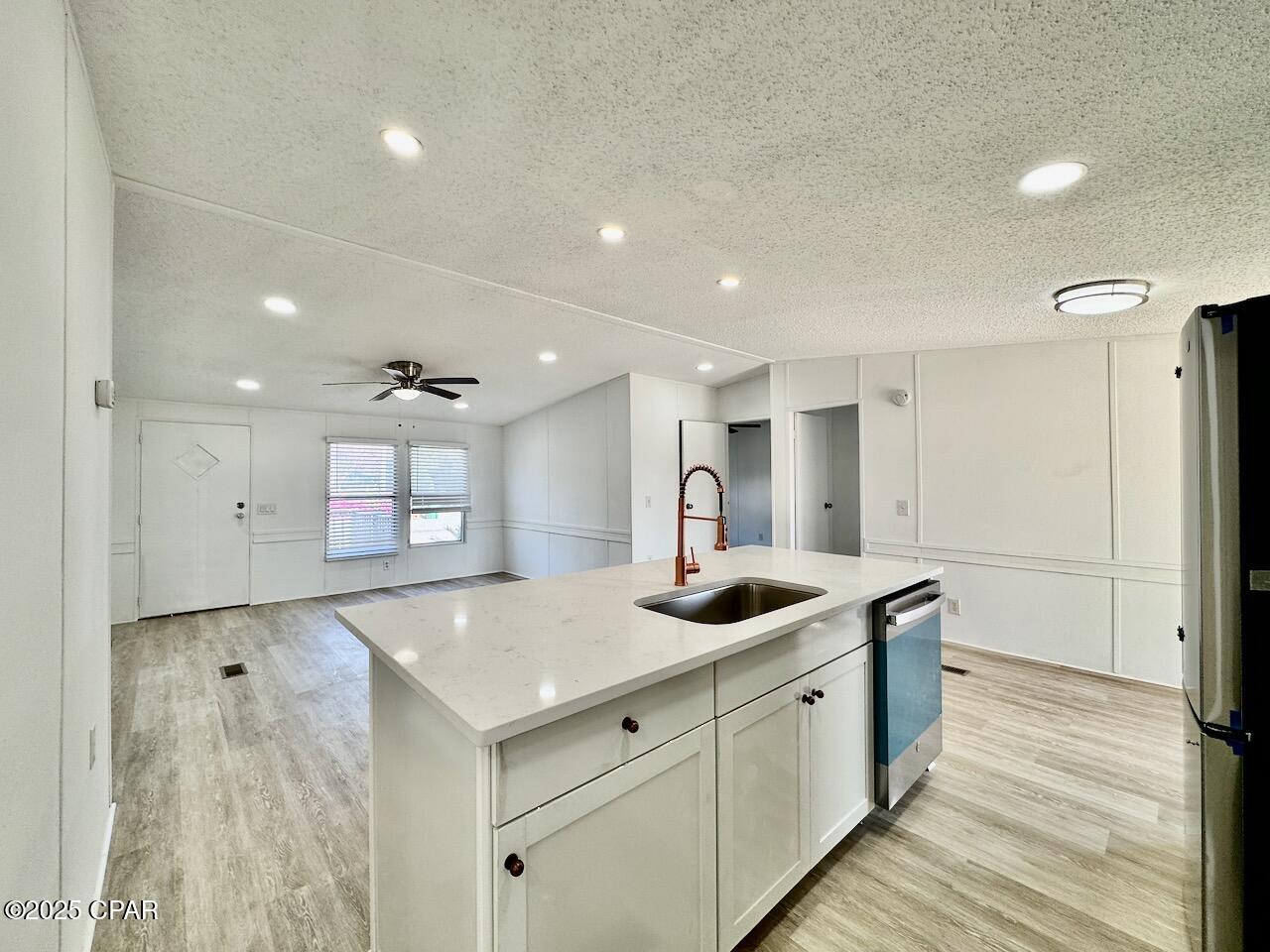 Image 15 For 327 Hibiscus Drive