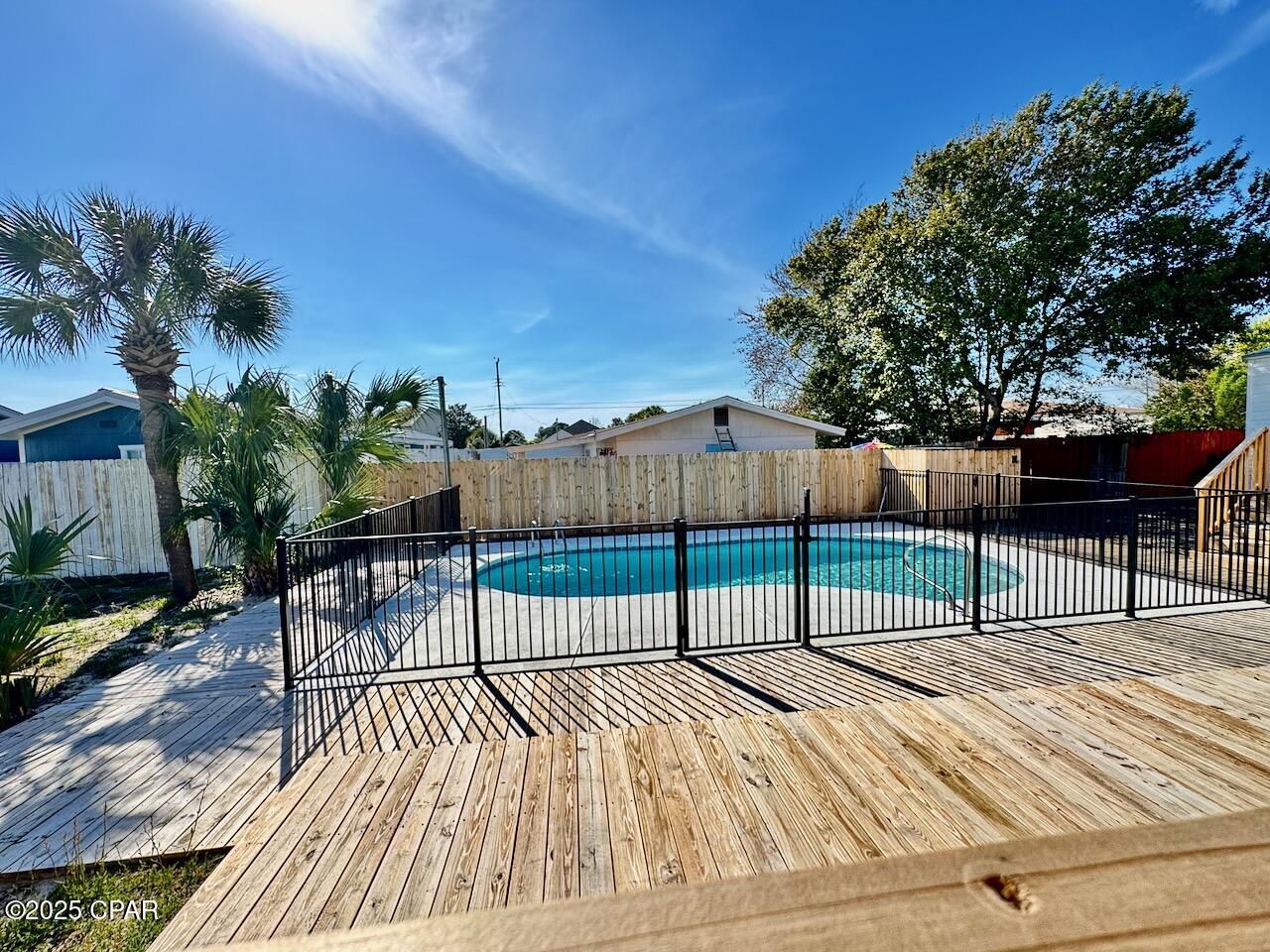 Image 9 For 327 Hibiscus Drive