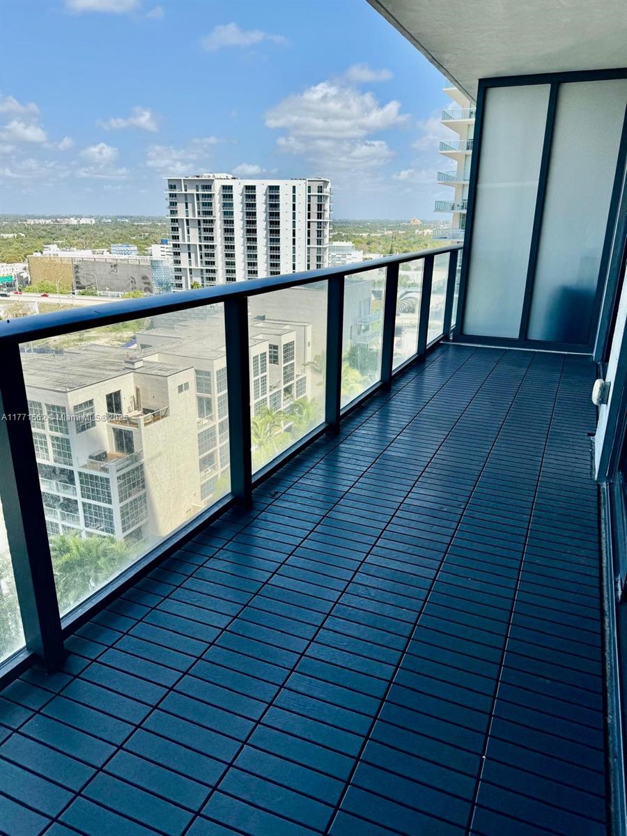121 NE 34th St #1711, Miami FL 33137