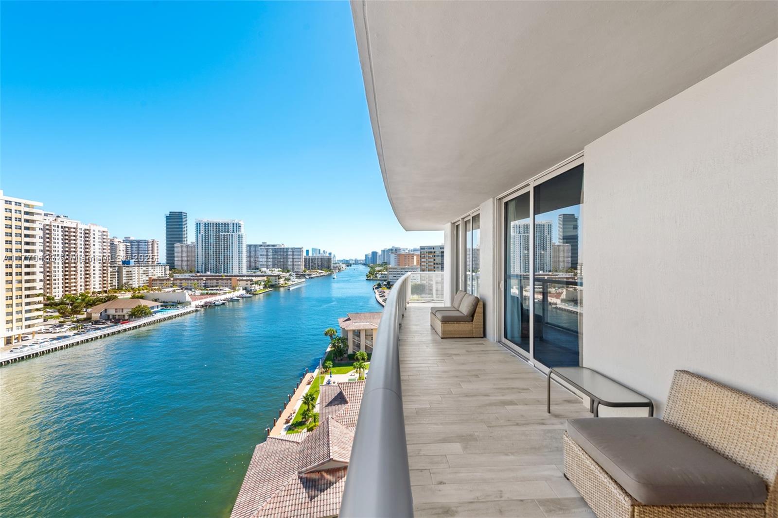 Condo for Sale in Hallandale Beach, FL