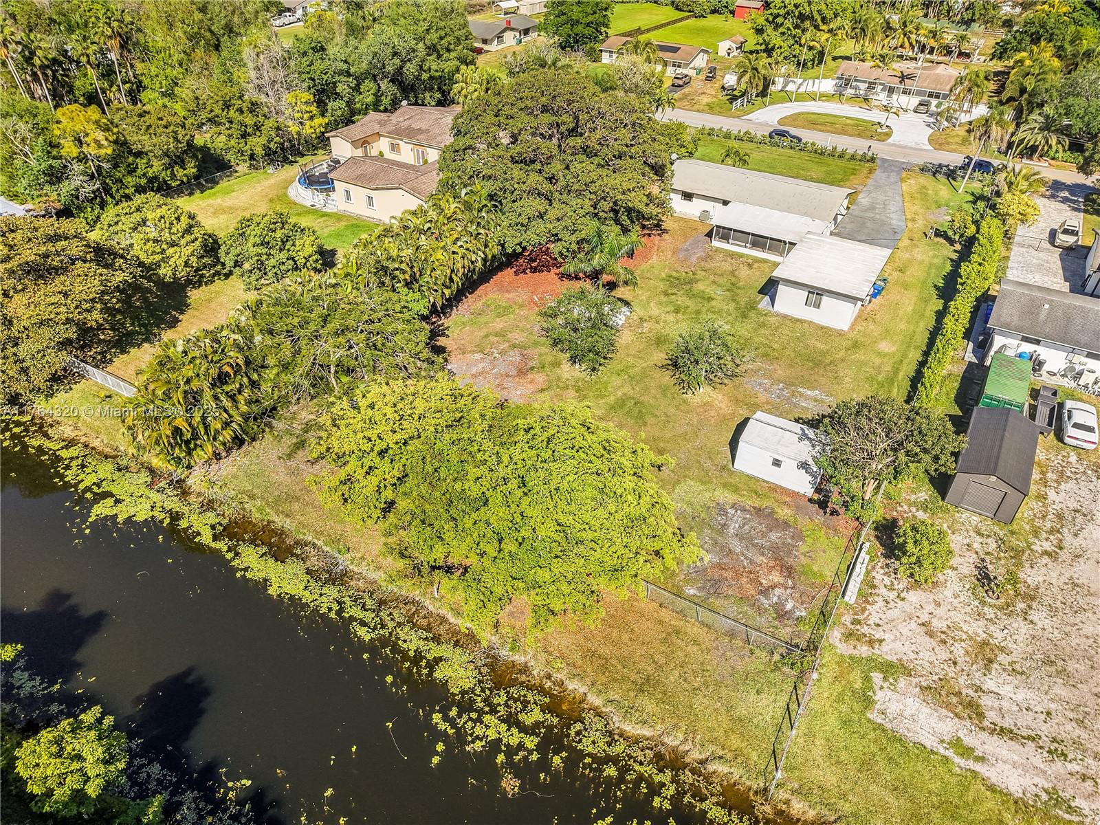 6231 SW 188th Ave, Southwest Ranches, Florida image 2
