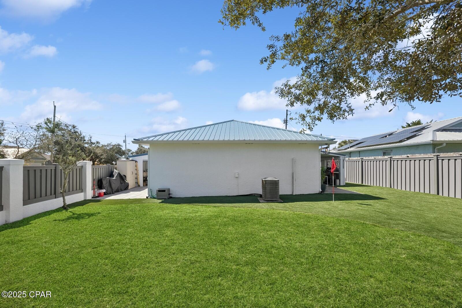 Image 10 For 21312 Hilltop Avenue