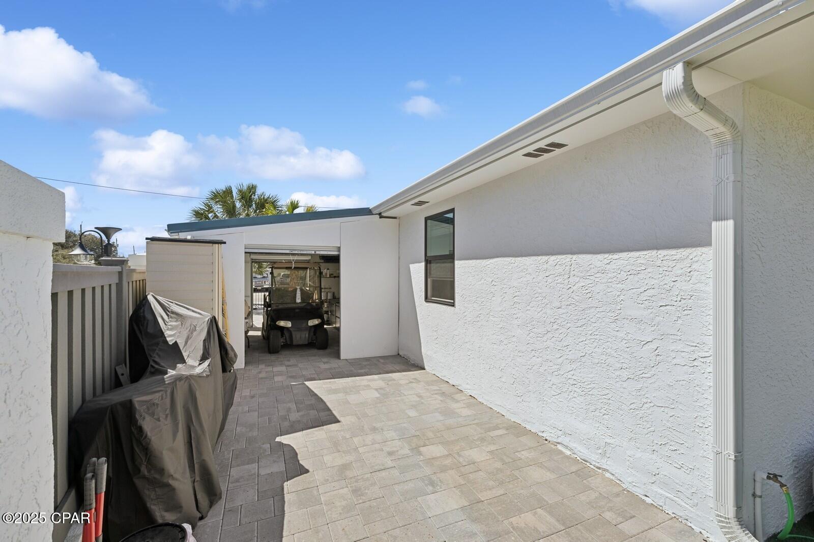 Image 11 For 21312 Hilltop Avenue