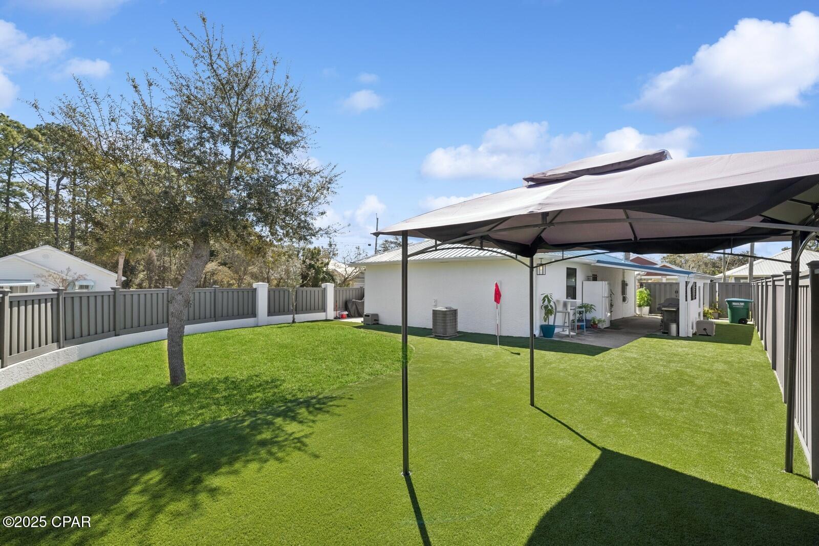 Image 4 For 21312 Hilltop Avenue