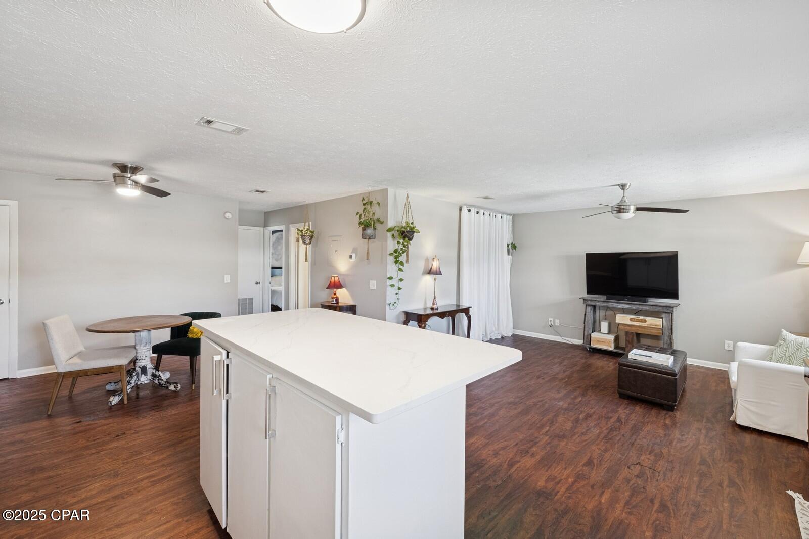 Image 60 For 21312 Hilltop Avenue