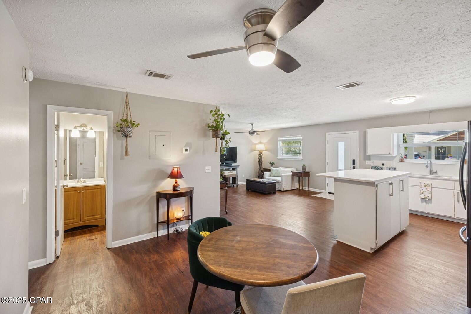 Image 64 For 21312 Hilltop Avenue