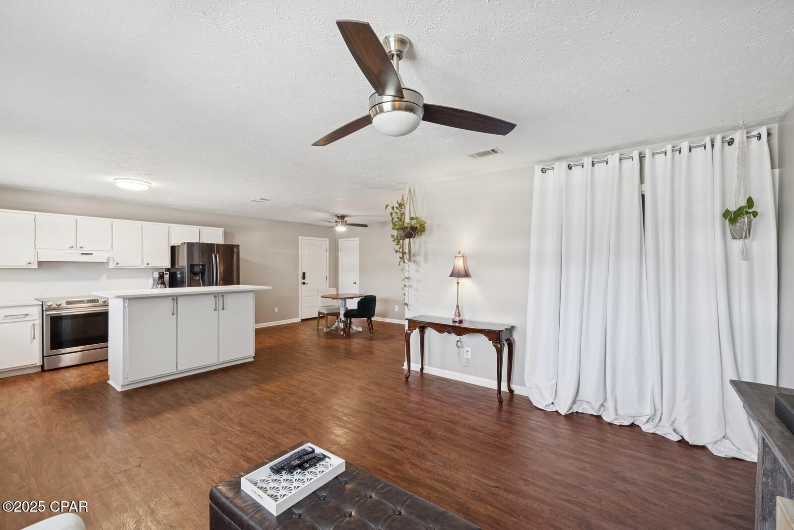 Image 66 For 21312 Hilltop Avenue