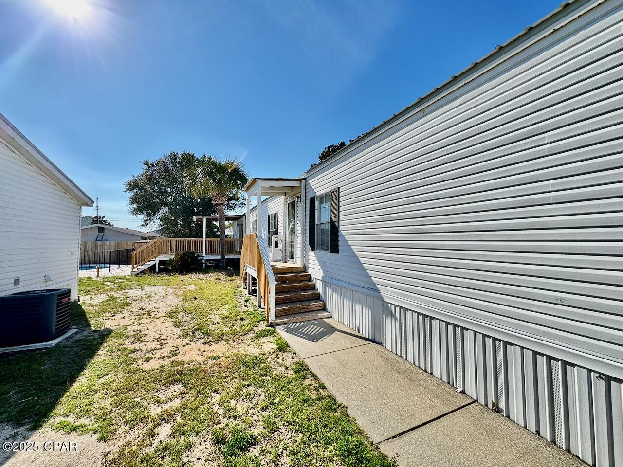 Image 8 For 329 Hibiscus Drive