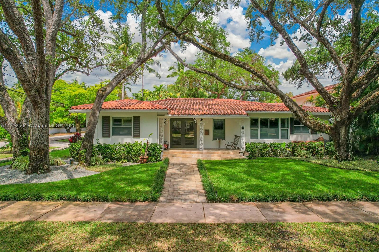 1049 Malaga Ave, Coral Gables FL 33134