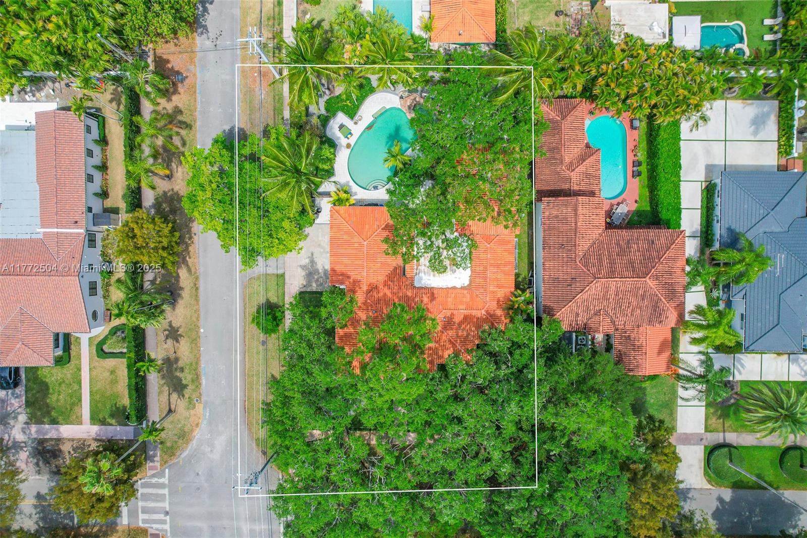 1049 Malaga Ave, Coral Gables FL 33134