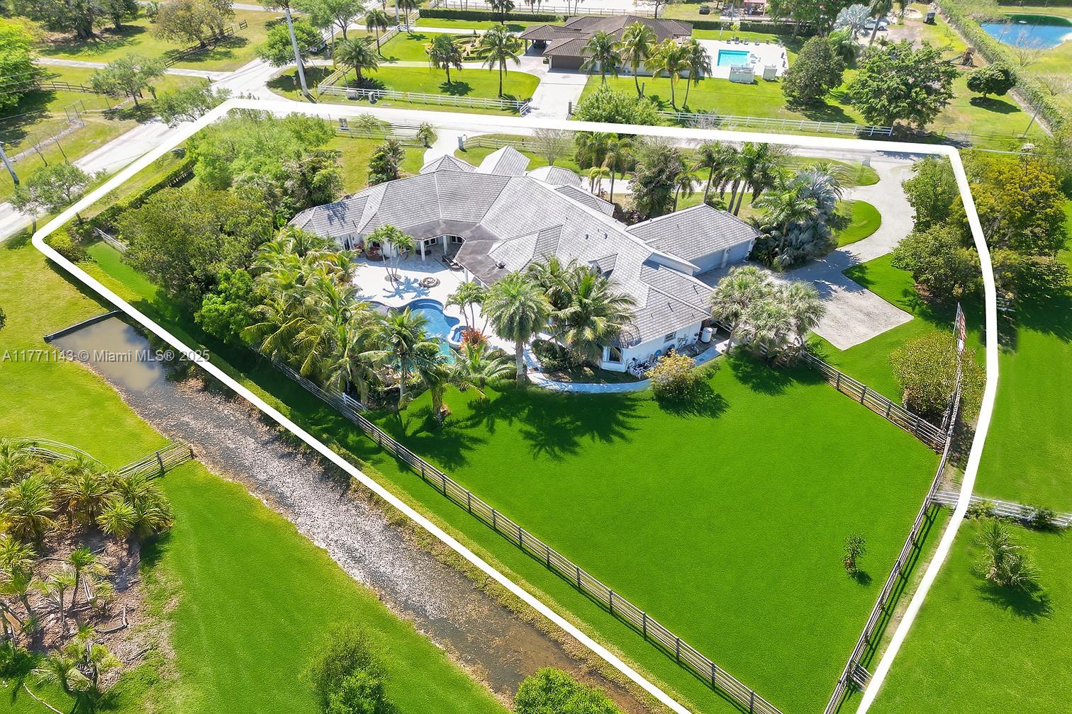 17801 SW 50th St, Southwest Ranches, Florida image 3