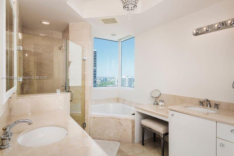 19400 Turnberry Way #PH221, Aventura FL 33180