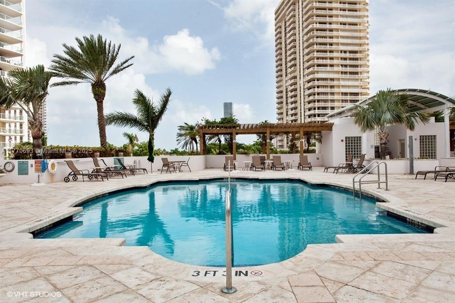 19400 Turnberry Way #PH221, Aventura FL 33180