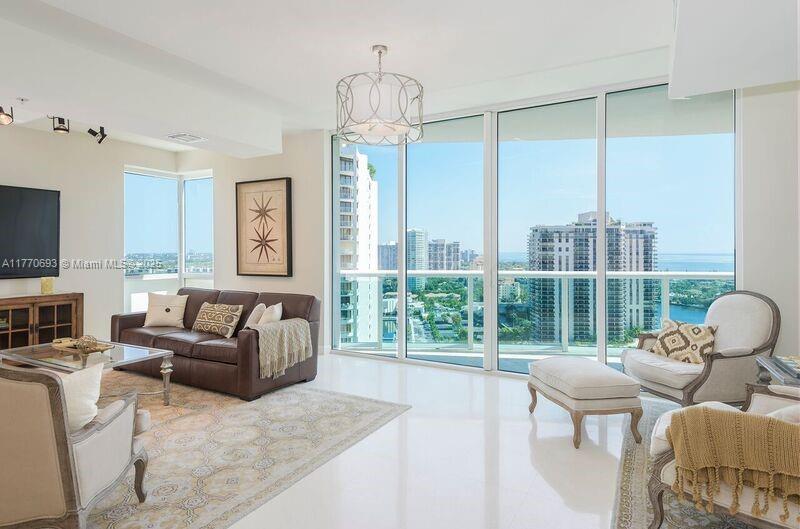 19400 Turnberry Way #PH221, Aventura FL 33180