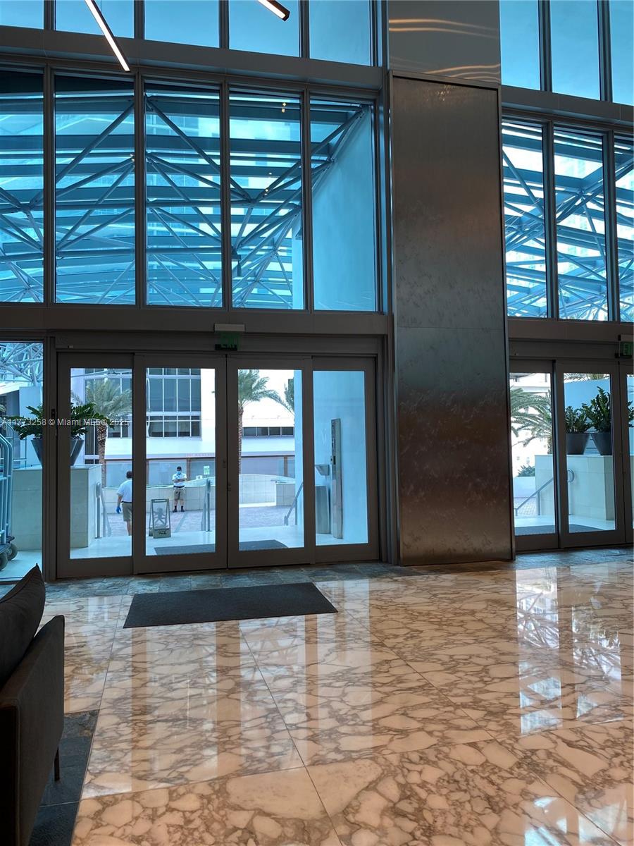1331 Brickell Bay Dr #711, Miami FL 33131