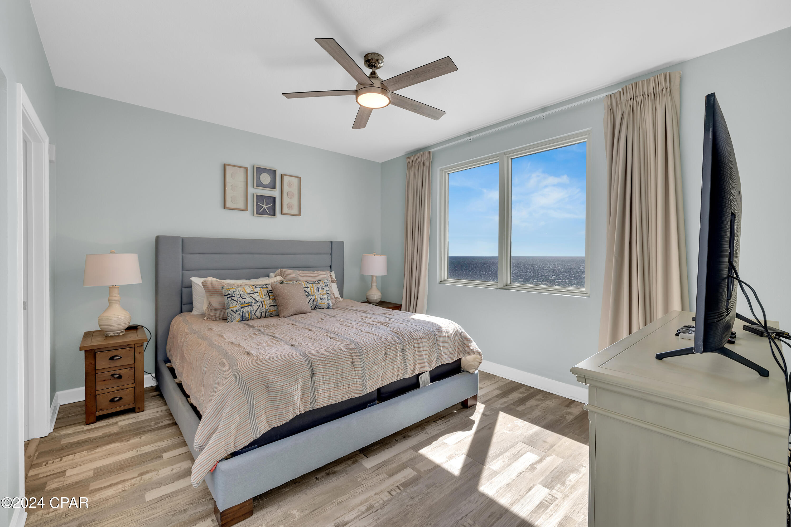 Image 2 For 9900 Thomas Drive 1118