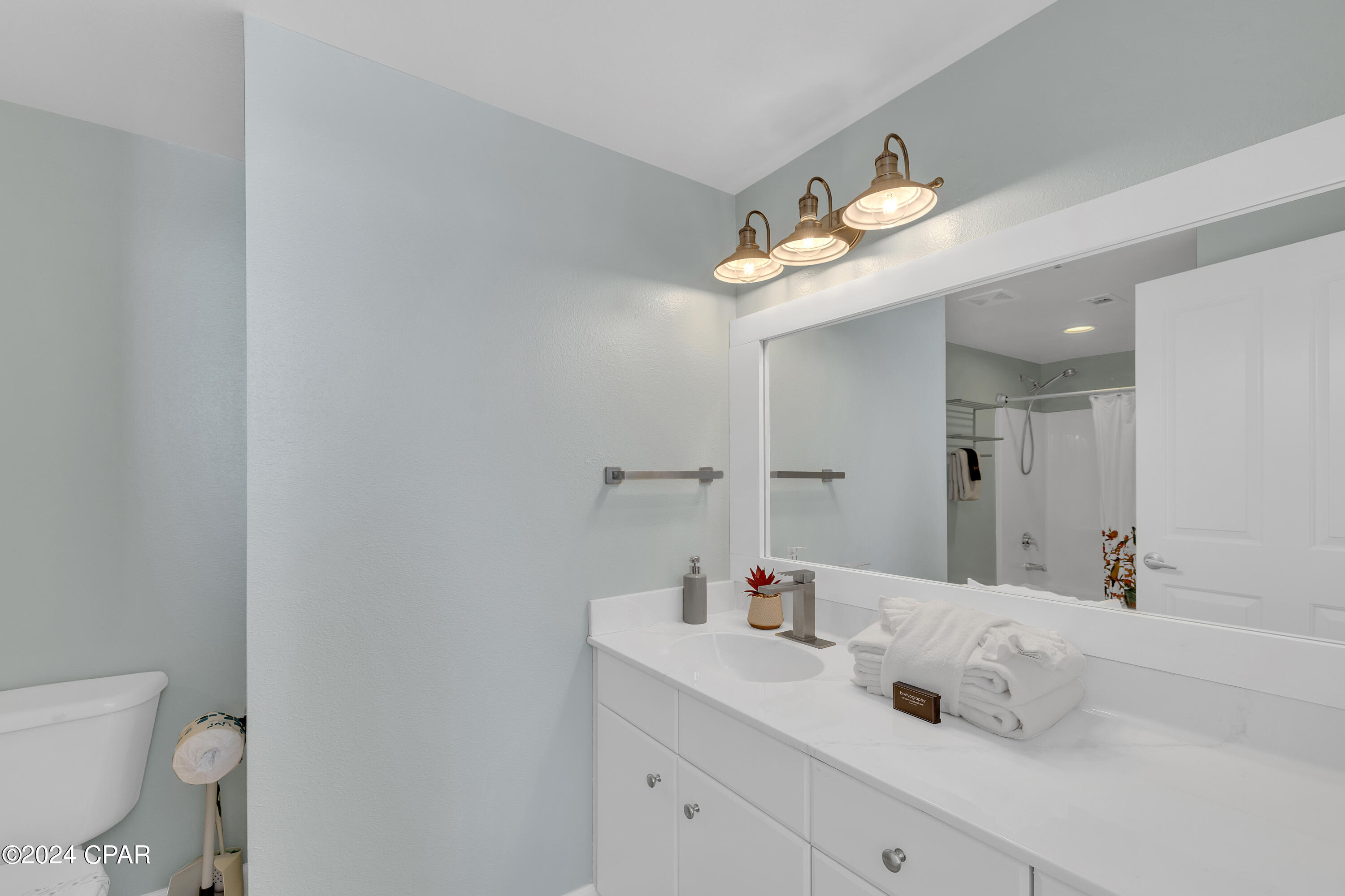Image 4 For 9900 Thomas Drive 1118